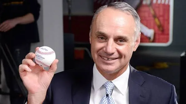 No big spenders to be seen in World Series